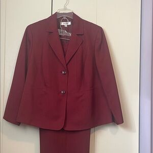 Jones Studio Women's Blazer - Rich Burgundy Suit